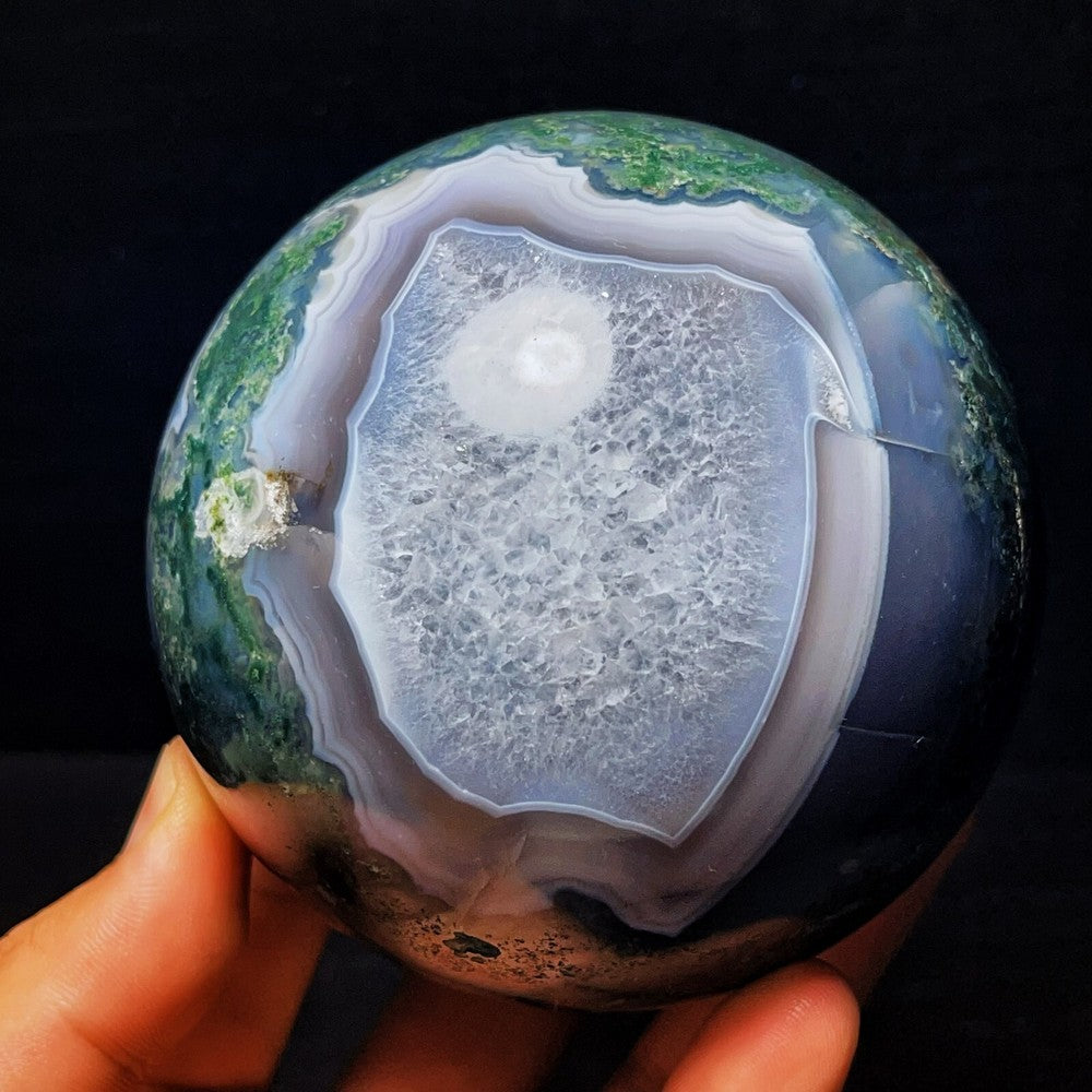 1118G Natural Polished Moss Agate Sphere Agate Crystal Ball Healing