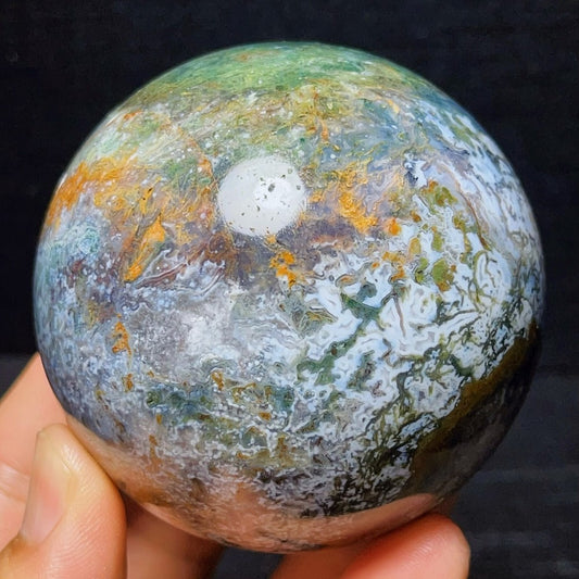 496G Natural Polished Moss Agate Sphere Agate Crystal Ball Healing
