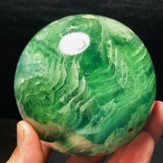 1024G Natural Polished Green Sphere Crystal Healing