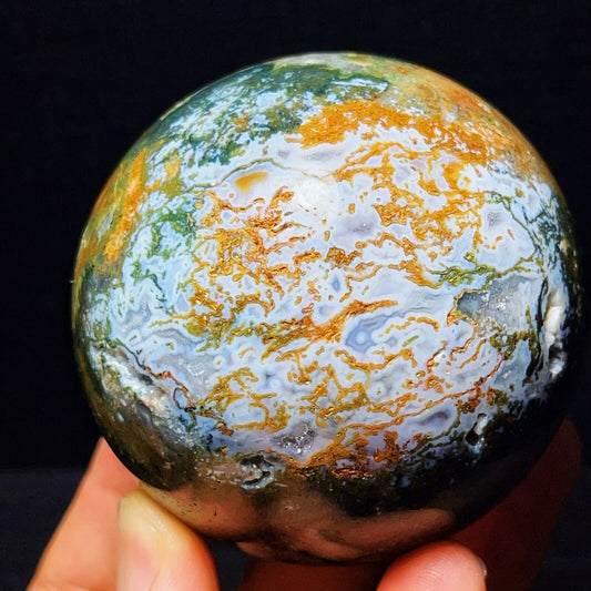 497G Natural Polished Moss Agate Sphere Agate Crystal Ball Healing