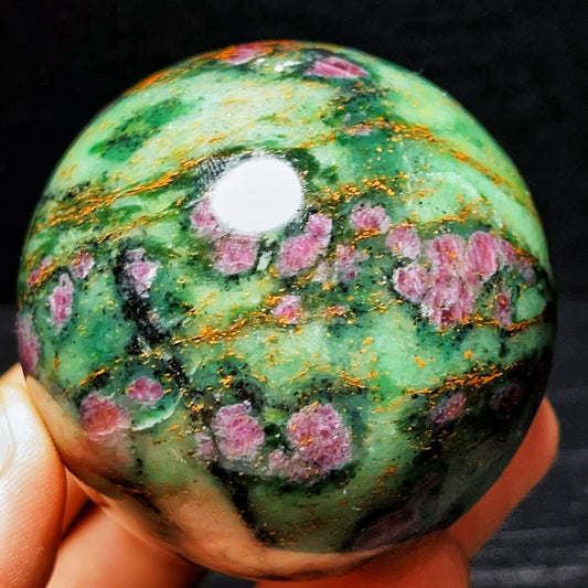 490G Natural Polished Grandmother Green Ruby Crystal Ball Healing