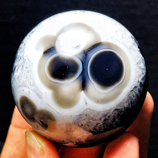 274G Gobi Agate Eyes Agate Sphere Ball Crystal Stone Madagascar