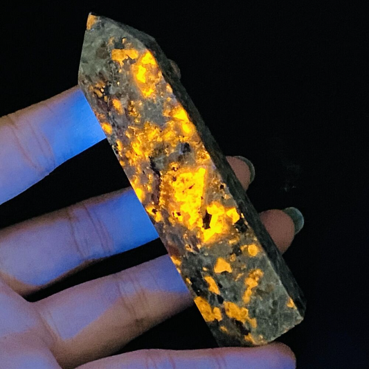 1pc Natural Yooperlite obelisk quartz crystal wand point Gem Reiki figurine 60g+