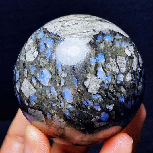 457G Natural Polished Sodalite Sphere Ball Crystal ball Healing