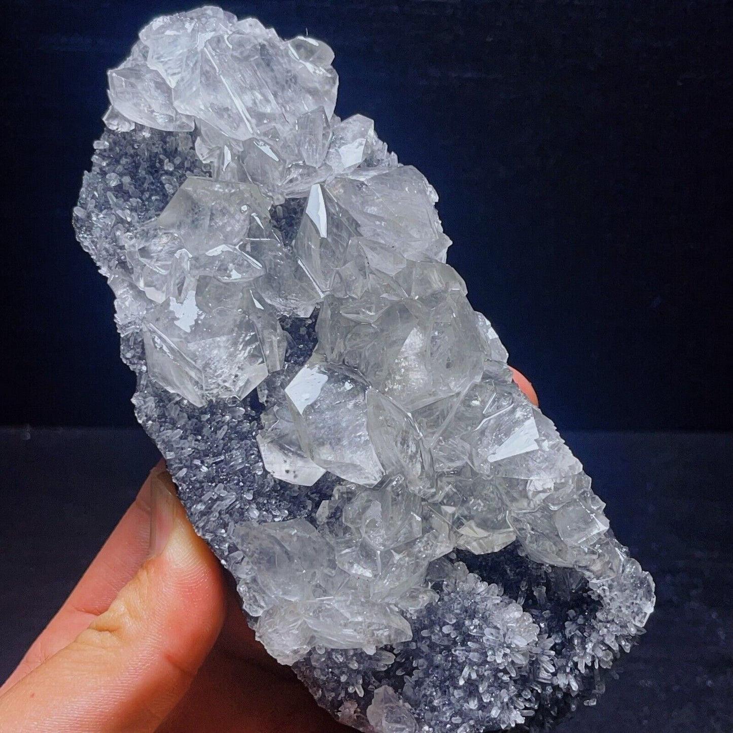 442G Natural White crystal quartz Mineral Crystal Stone Healing mineral specimen