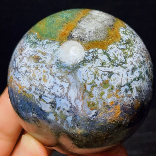 496G Natural Polished Moss Agate Sphere Agate Crystal Ball Healing